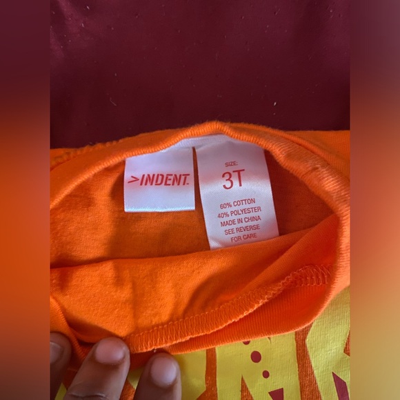 ORANGE SHORT SLEEVE GRAPHIC TEE 🧡🖤 - Picture 4 of 5